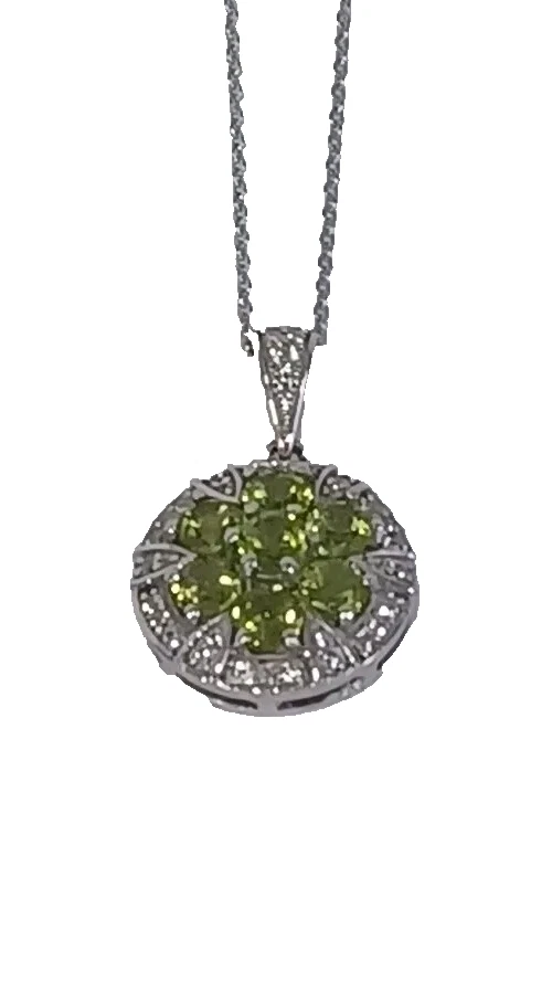 Collar para mujer, 20", peridoto de Arizona, circonita blanca, platino sobre SS, 2,65 Ctw Foto 1 de 1
