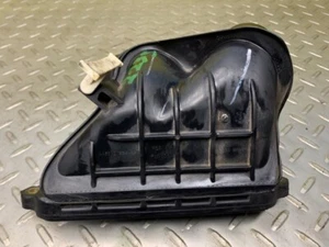 10 11 12 13 14 15 16 17 18 19 Lincoln MKS Intercooler Air Duct OEM AA539M434AA - Picture 1 of 6