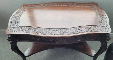 R. J. HORNER MAHOGANY CARVED GRFFIN LIBRARY TABLE Cover