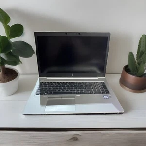HP EliteBook 850 G6 computer portatile Core i5 16 GB RAM 15,6" senza HDD senza sistema operativo - Foto 1 di 10