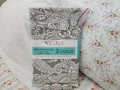 NUEVO TEJIDO PATO WAVERLY INSPIRATIONS GRIS PAISLEY 2 YARDAS 100% ALGODÓN Foto 1 de 3