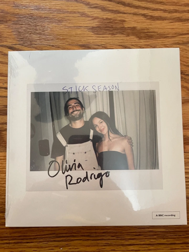 Noah Kahan Olivia Rodrigo Stick Season / Lacy 7” 45 RPM Teal Vinyl Sealed New - Image 1 of 1