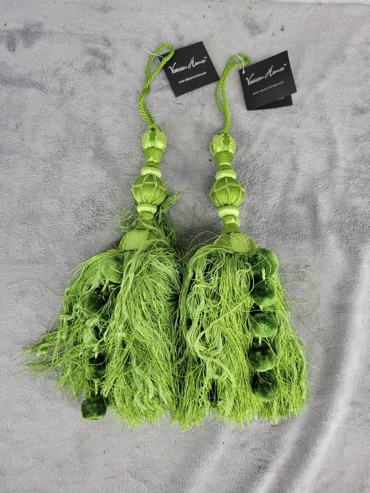 "Juego de 2 borlas grandes de 16"" de largo con borlas verdes claras para cortinas Vatican Homes" Foto 1 de 4