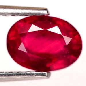 1.35Ct. Natural Gemstone Ruby Top Red Oval Madagascar Beautiful Sparkles Color - Picture 1 of 7