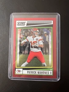 2022 Score Red Dots Parallel Patrick Mahomes II 199/499 - Picture 1 of 2