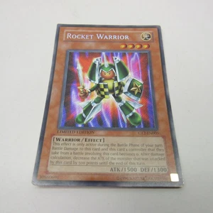 Yugioh Rocket Warrior CT2-DE005 Secret Rare Limited Edition Collectible Tin 2 mp - Bild 1 von 7