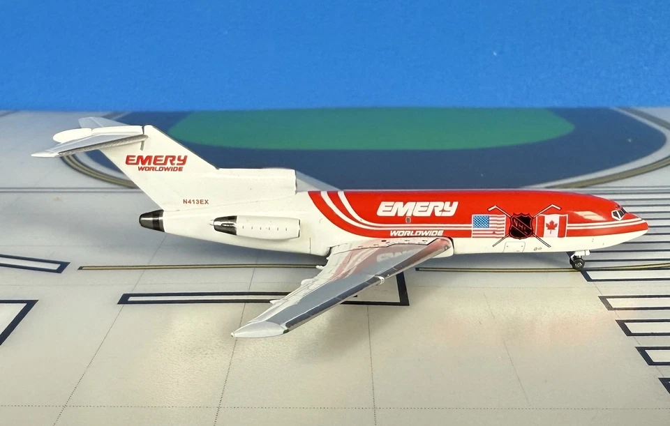 Emery Worldwide 波音 727-51C N413EX Nat'l 曲棍球 1: 400 压铸航空经典 — 第 1/1 张图片