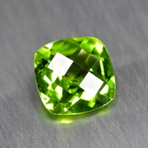 1.24Ct Custom Cushion Cut Eye-catching Gemstone Unheated Green Peridot - Picture 1 of 1