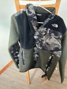 The North Face Boy XL 14 16 Snap Forrest Fleece Mashup Jacket $99 Green Camo NWT - Picture 1 of 4