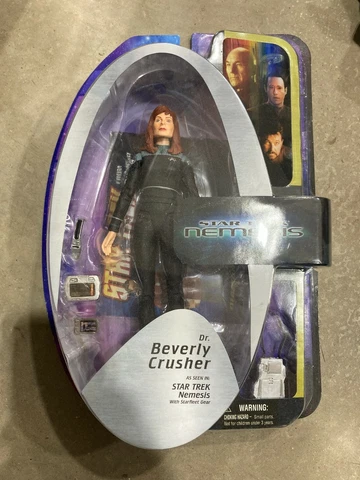 Star Trek Diamond Select TNG Dr Beverly Crusher Nemesis Action Figure Cover