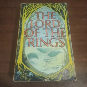 The Lord Of The Rings By J. R. R. Tolkien 1977 All In One Paperback Volume 1968 - Picture 1 of 16