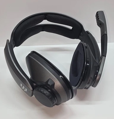Defekt. EPOS Sennheiser GSP 370 Gaming-Headset - Schwarz, Ladebuchse defekt. - Bild 1 von 2