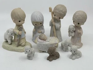 Precious Moments Come Let Us Adore Him 1979 9-Piece Nativity Set (PMC-3) - Picture 1 of 11