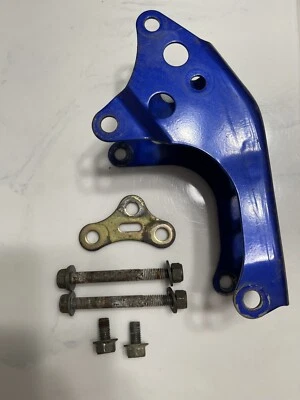 Soporte de cuadro de motor Yamaha TTR125 2001 y montaje de cabezal Foto 1 de 4