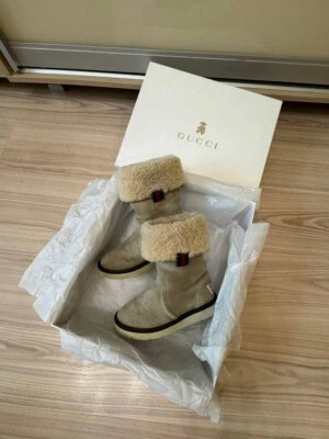 Gucci Niños Niñas Beige Gamuza Botas con Caja 27 US 10.5 Foto 1 de 4