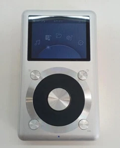 Fiio X1 Silver High Resolution Lossless Audio Player Portable Digital Tested - Picture 1 of 7
