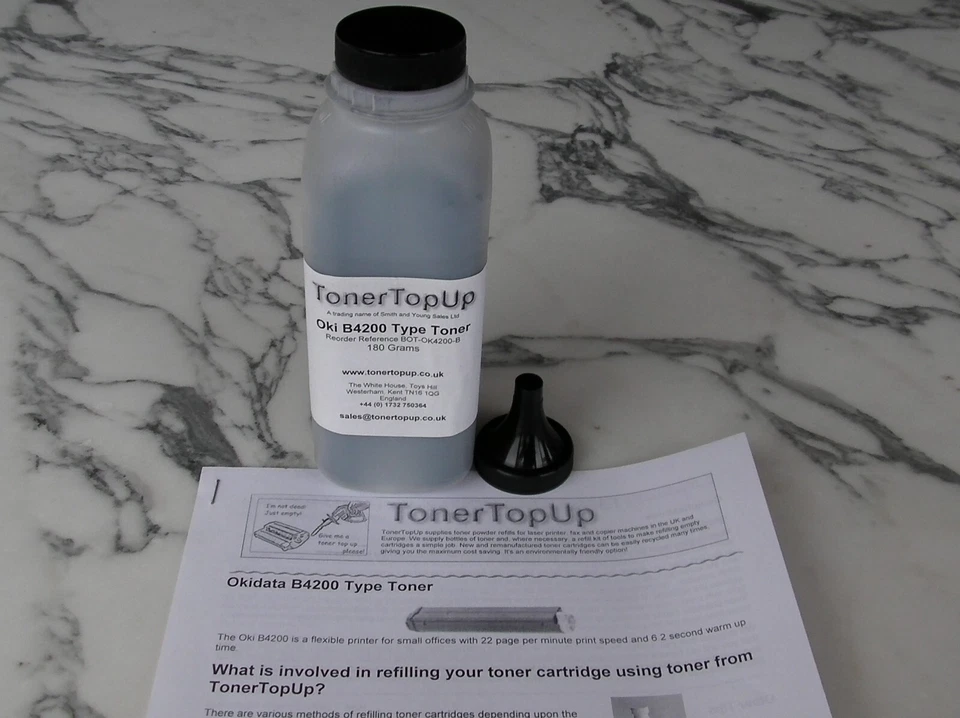 Bottle of Toner Refill for Oki B4100 B4200 B4250 B4350 01101202 01103402 Type 9 - Image 1 of 2