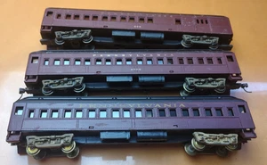 Group of HO Gauge USA Pennsylvania  Outline Coaches x 4. Job Lot with NO Reserve - Picture 1 of 12