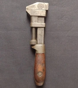 Vintage 6 1/2" B&C Bemis & Call H. & T. Co Holzgriff verstellbar Affe Schraubenschlüssel - Bild 1 von 10