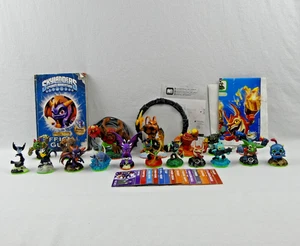 Lote de 18 figuras Skylanders Giants más guía de juego y portal de poder - Imagen 1 de 14
