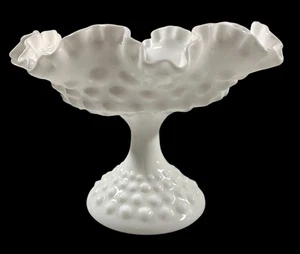 Vintage Fenton weiß Milchglas Schuhnagel Süßigkeiten Standfuß Schale mit gerafftem Rand - Bild 1 von 7