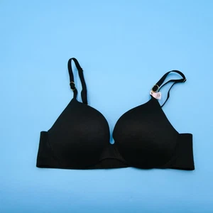 Victorias Secret Bra 32B Black Incredible By Victoria Perfect Shape Lingerie VS - Picture 1 of 9