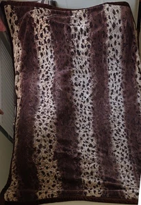 Shilon Leopard Print Mink Throw/Blanket, Queen-size (165 x 225cm) & Carry Case - Picture 1 of 21