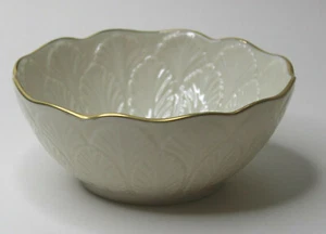 Lenox Sylvan Bowl Hand Decorated With 24k Gold - Picture 1 of 11