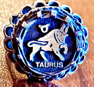 VINTAGE STERLING SILVER TAURUS ZODIAC SIGN RING SIZE 5.75 - Picture 1 of 9