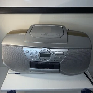 Vintage Aiwa Boombox - Picture 1 of 7