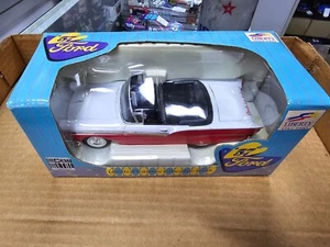 Liberty Classics ’57 Ford Limited Edition Diecast Bank NIB HTF RED/White - Picture 1 of 7