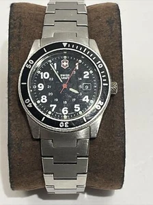 Victorinox Swiss Army Lancer Black Women watch 32mm With New Battery! - Picture 1 of 7