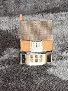 Hornby Lyddle End N Gauge A Hislop Barbers - Picture 1 of 4