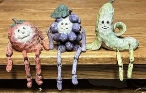 SET OF 3 FRUIT SHELF SITTERS  - Picture 1 of 5