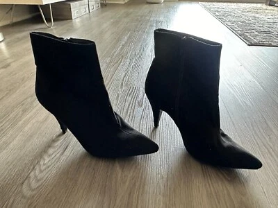 Calcetín Terciopelo Punta Tacón Botines Negro Carlos por Carlos Santana Talla 9 Foto 1 de 4