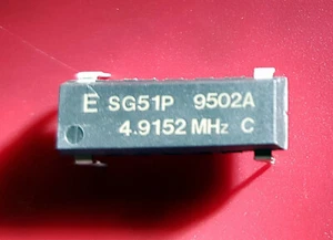 5 Stück SG 51 P Quarz 4,9152 MHz Crystal Oscillator - Bild 1 von 1