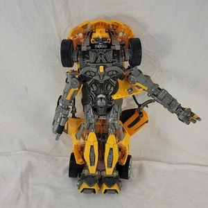 Transformers Movie Deluxe Bumblebee 08 Camaro 14”  High Hasbro 2006 As Is  - Picture 1 of 9