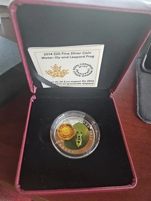 2014 1 oz royal canadian mint silver coin - Water-Lily and leopard frog - Image 1 of 4