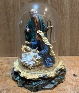 Belén A King is Born Gianni Benvenuti pintado a mano Franklin Mint Glass Cloche - Imagen 1 de 9