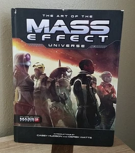 DIE KUNST DES MASS EFFECT UNIVERSUMS VON CASEY HUDSON & DEREK WATT (2012) - Bild 1 von 16