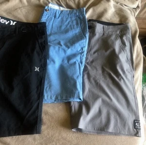 3 Pair (2 NWOT) of Men’s Shorts 32/34 - Picture 1 of 11