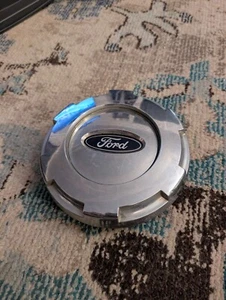 06 07 08 Ford F150 Pickup Lariat OEM Center Hub Cap 6L34-1A096-BA 6L34-1A096-CA - Picture 1 of 4