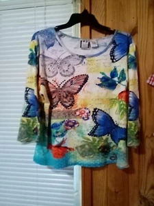 Take Two Clothing Co L 3/4 Sleeve Women Multi Color Top W/Butterflies & Sequins - Picture 1 of 5