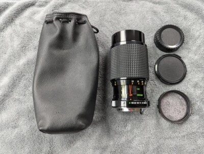 SAKAR MC ZOOM/C-MACRO 1:4.5 f=80-200mm CAMERA LENS Pentax K-Mount - Image 1 of 4