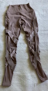 ALO Yoga High Waisted Wrapped Mesh Stirrup Bandage Smoky Quartz Size XS - Picture 1 of 7