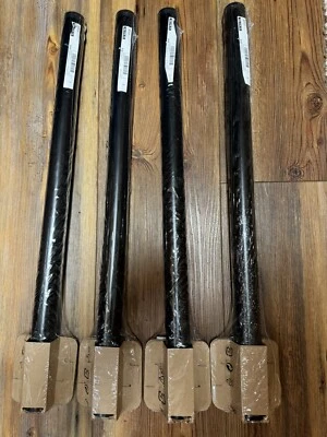 Lote de 4 - Perna de aço Ikea ADILS para tampo de mesa/mesa 702.179.73 preta nova - Imagem 1 de 4