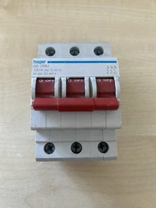 Hager 100 Amp Hauptlasttrennschalter zweipolig SB 399U 3-phasig polig - Bild 1 von 1