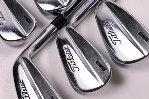 Titleist 718 MB Irons / 5-9i / X-Flex Dynamic Gold AMT X100 Tour Issue Shafts - Picture 1 of 7