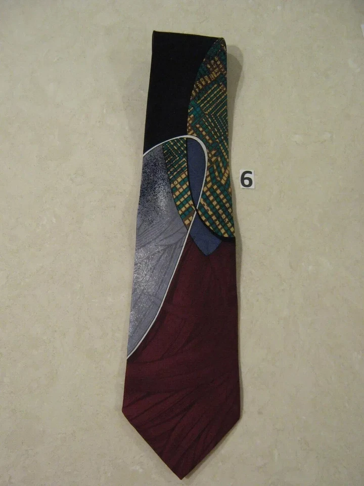 ALBERT NIPON UPSCALE 100% SILK FOUR IN HAND TIE, WINE GROUND ABSTRACT PRINT - Image 1 of 1