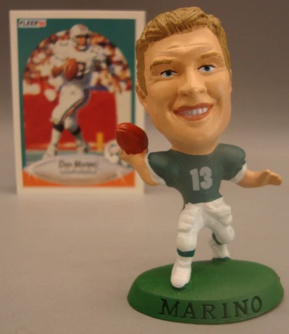 LOOSE 1996 CORINTHIAN HEADLINER FIGURE DAN MARINO MIAMI DOLPHINS Cover